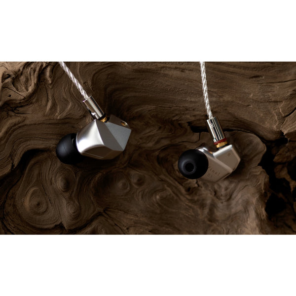 Final Audio B3, In-Ear Monitors: Dual Balanced Armature Drivers Sound Isolating IEM (B3)