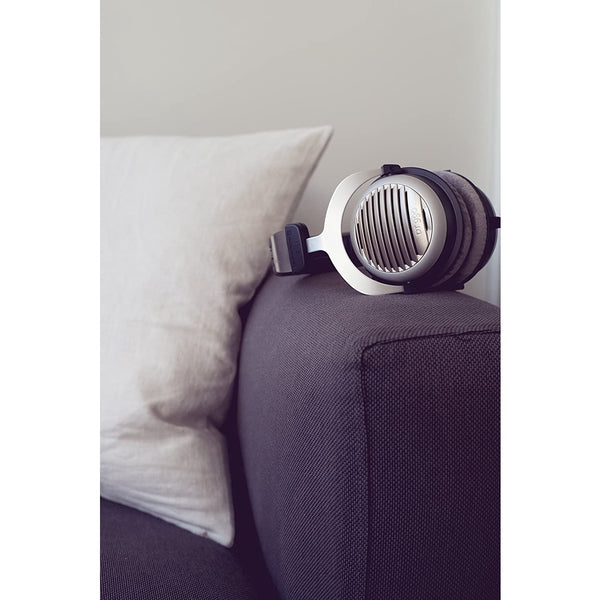 Beyerdynamic DT990, Open Back Headphones: PREMIUM EDITION 250 Ohm Wired Stereo Open Design Headphone (DT 990)