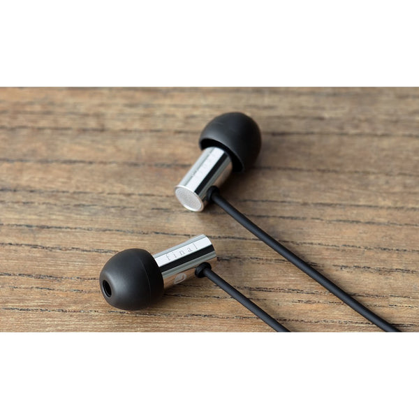 Final Audio E3000, Wired In-Ear Earbuds: Stainless Steel Casing, Natural Sound, Extended Bass (E 3000)