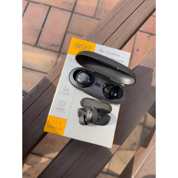 QC¥ T17, True Wireless Earbuds: BT5.1 HiFi Headphones with Low Latency Mode ENC Earbuds TWS (T17)