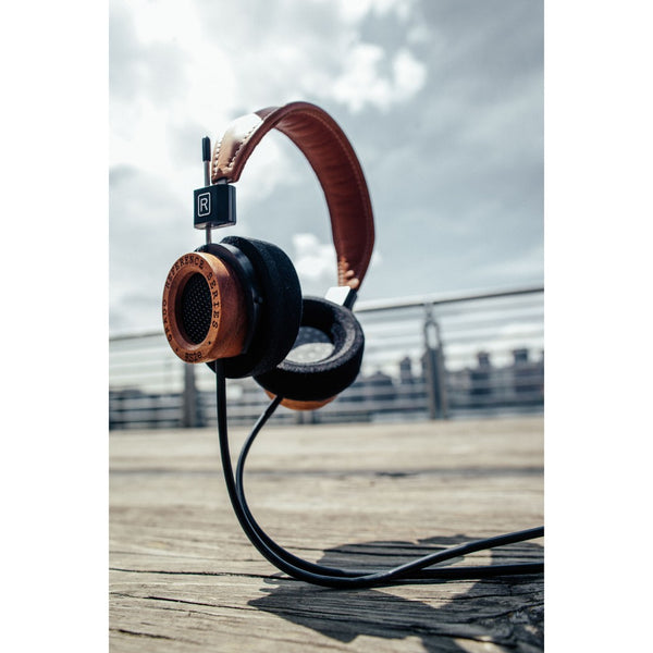 Grado RS2e, Mahogany On-Ear Headphones: Made in USA Premium Audio Headphone (RS2e)