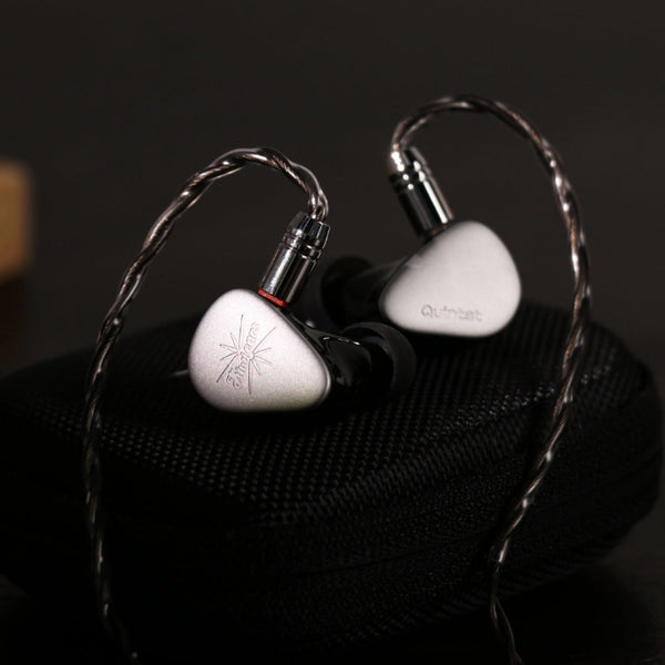 Kiwi Ears Quintet, In-Ear Monitors: 1DD + 2BA + 1 Planar + 1 PZT Earphones IEM (Quintet)