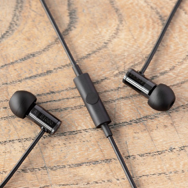 Final Audio E1000, Wired In-Ear Earbuds: with 5 Pairs Type E Eartips, High Resolution Audio Wired Earphones IEM (E 1000)