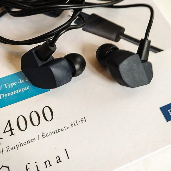 Final Audio A4000, In-Ear Monitors: Navy Blue colour with 2-Pin Detachable Cable Earphones IEM (A 4000)