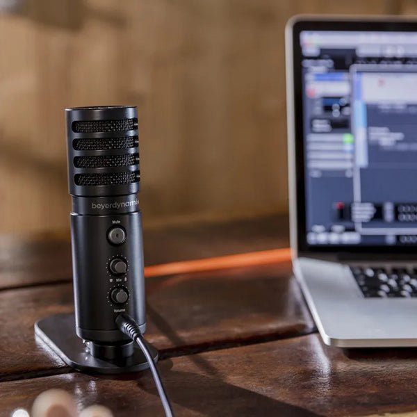 Beyerdynamic Fox, USB Studio Microphone: Cardioid Condenser Microphone (Fox)